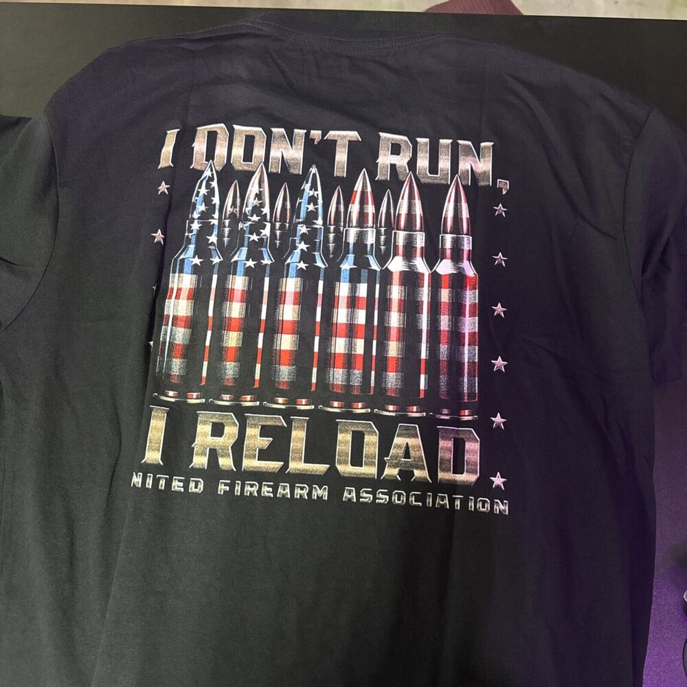 I Love My Freedom  "I Don't Run, I Reload" Gun Graphic Tee XL